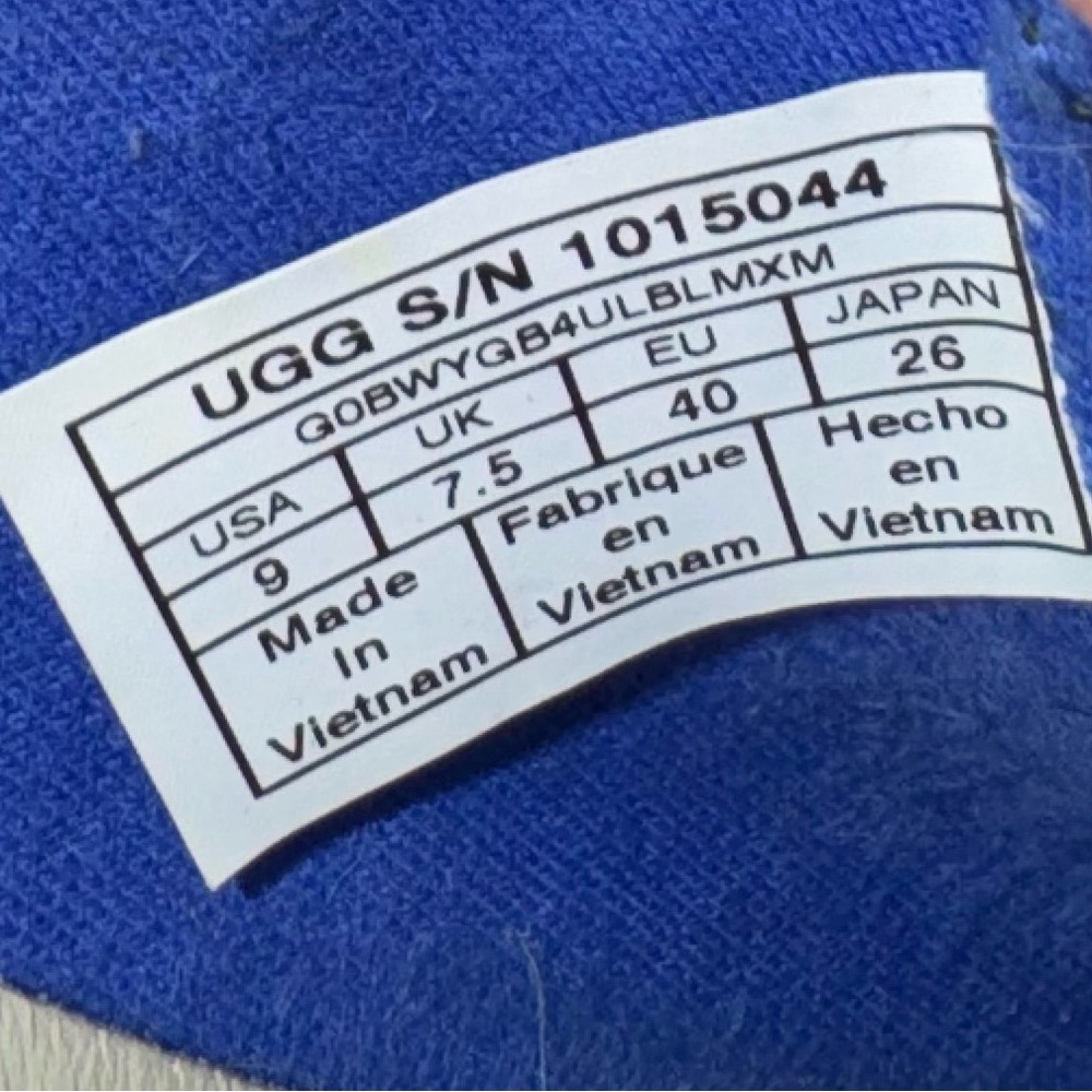 UGG Karine‎ Black Suede Leather Sneakers Shoes Style 1015044 Women’s Size 9 - Picture 7 of 7